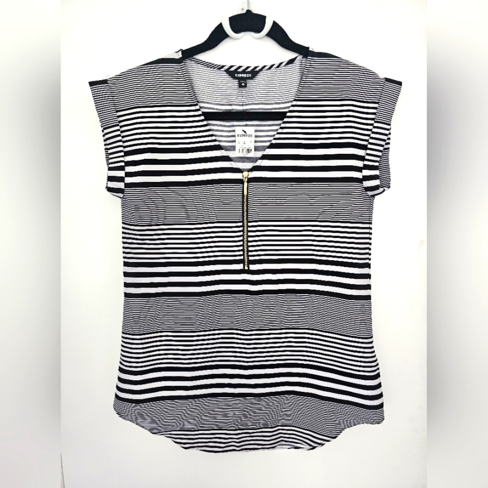 Express XS Cap Sleeve B&W Striped Blouse